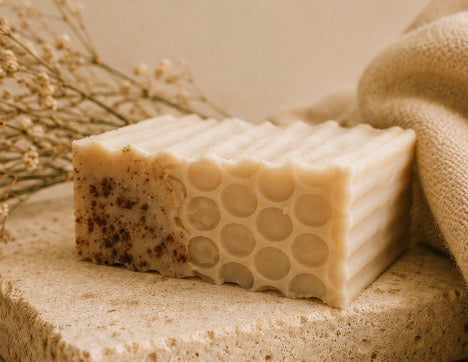 6.5oz Vanilla Bean + Honey Tallow Soap Bar